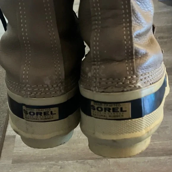 Sorel Women's Winter Boots with Faux Fur - Picture 8 of 12